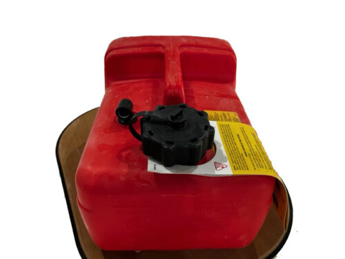 3` Gallon,(12 Litre) portable fuel tank with vented cap. 1/4" NPT thread feed port. - Image 3